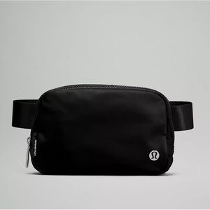 BRAND NEW lululemon Everywhere Belt Bag 1L in BLACK